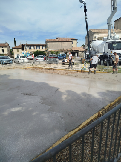 Travaux de réaménagement de l'aire de jeux à Vogüé Gare